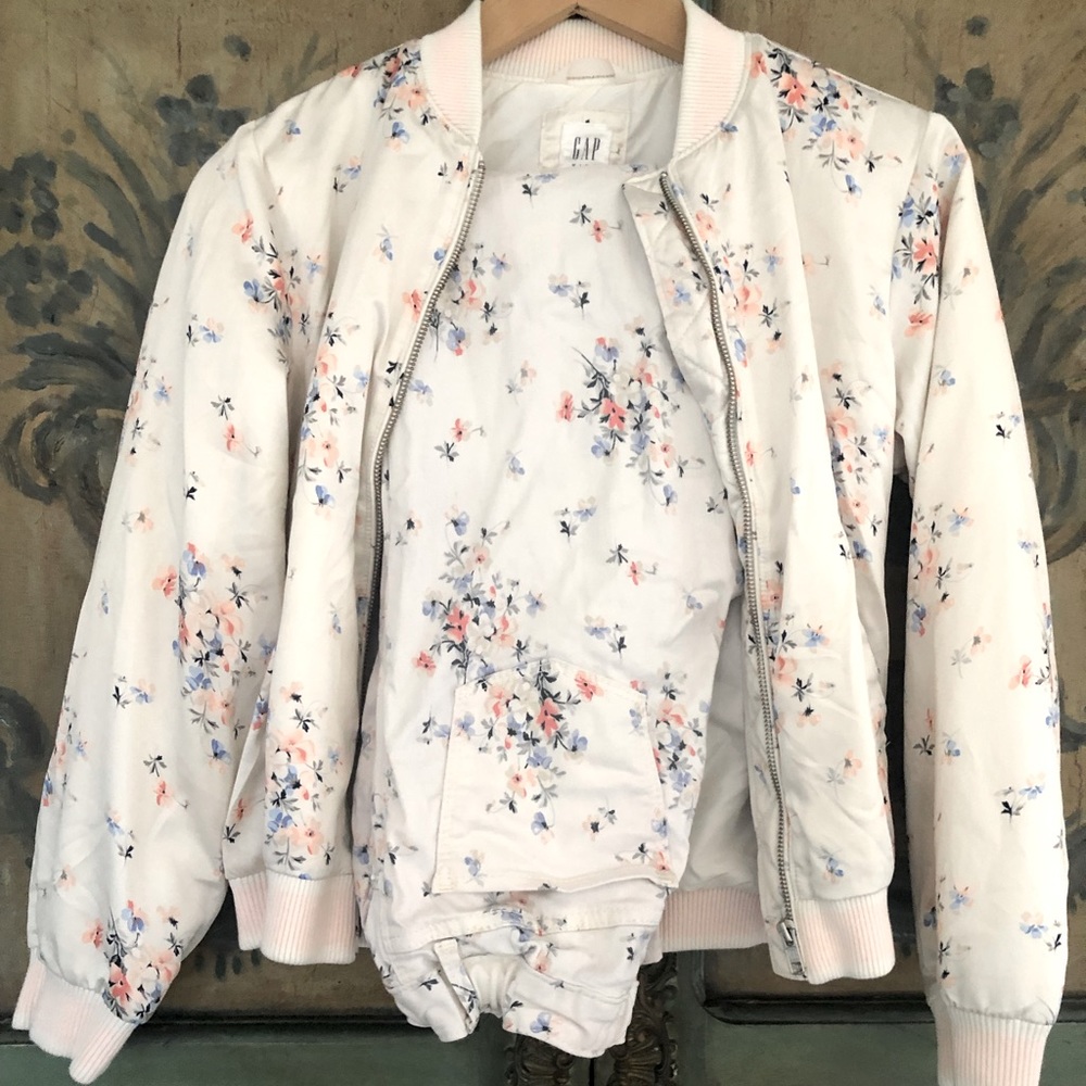 Adorable Jacket & Jeans Set from GAP